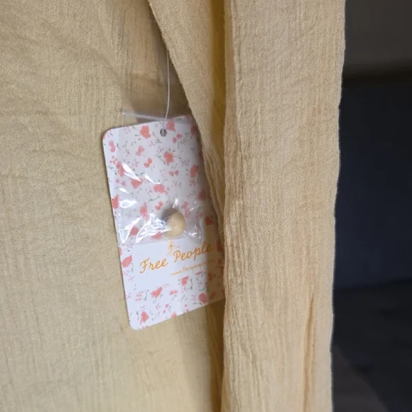 NWT Free People On the Island Crochet Neckline Yoke Blouse - Size XS - Picture 8 of 9